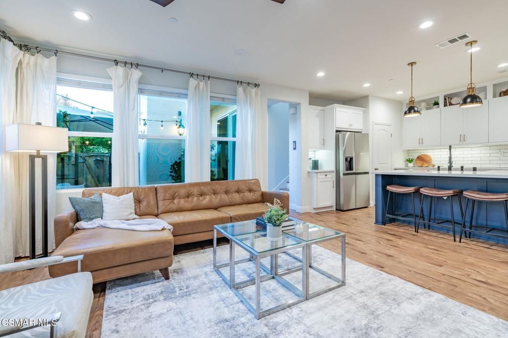 Image 28 of property listing at 440 Alabama Street, Ventura, CA 93001