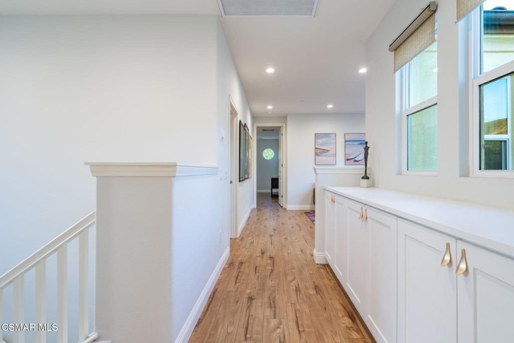 Image 37 of property listing at 440 Alabama Street, Ventura, CA 93001