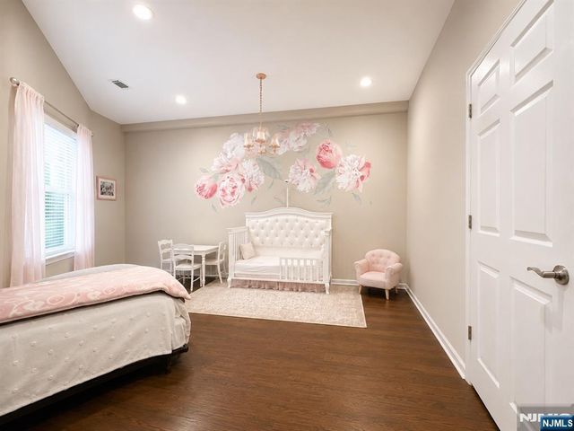 1123 Riverview Avenue 123, Englewood, NJ 07631