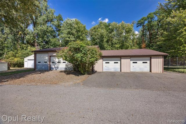 508 Lyon Lake Road, Marshall, MI 49068