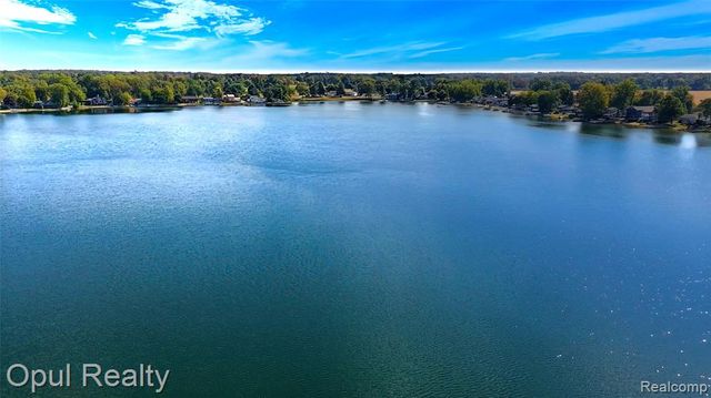 508 Lyon Lake Road, Marshall, MI 49068