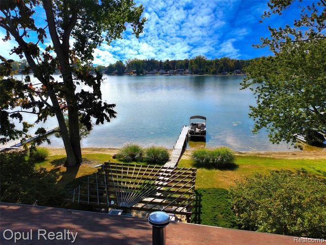 508 Lyon Lake Road, Marshall, MI 49068