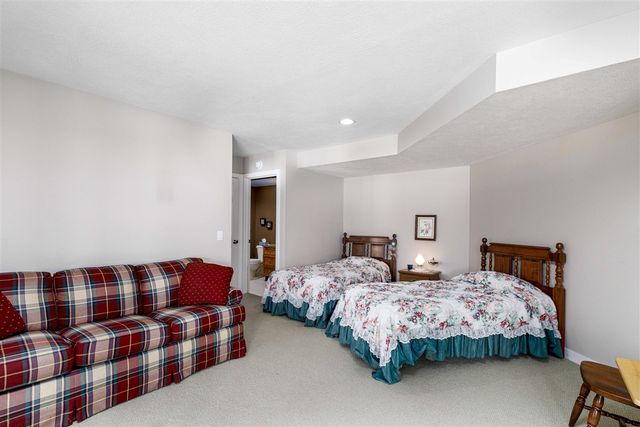 4820 Faringdom Grove Drive, Hudsonville, MI 49426