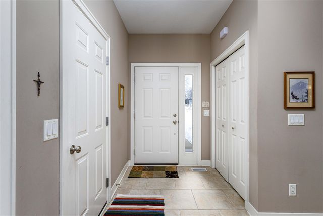 4820 Faringdom Grove Drive, Hudsonville, MI 49426