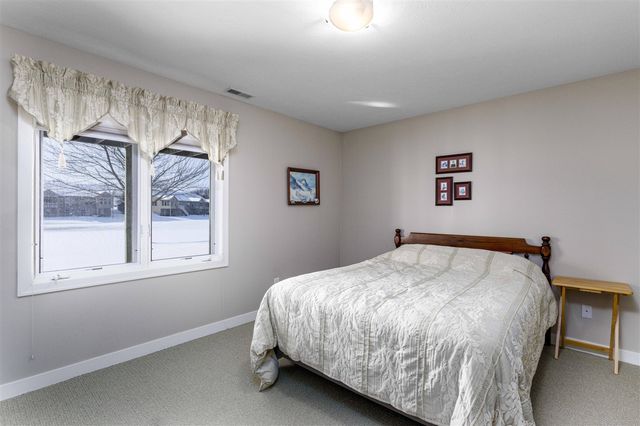 4820 Faringdom Grove Drive, Hudsonville, MI 49426