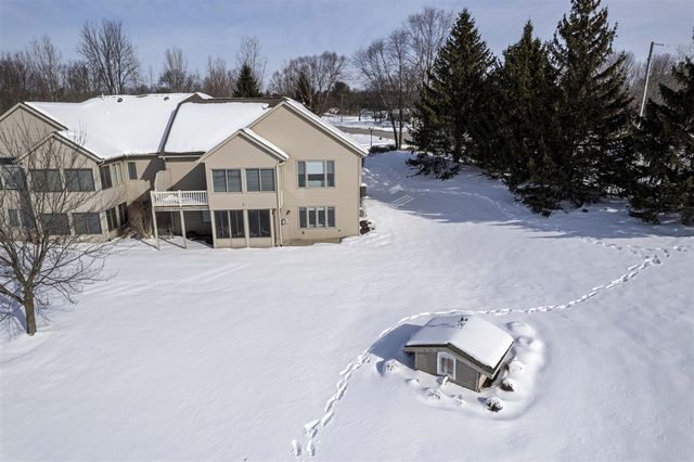 4820 Faringdom Grove Drive, Hudsonville, MI 49426