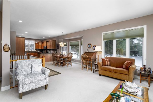 4820 Faringdom Grove Drive, Hudsonville, MI 49426