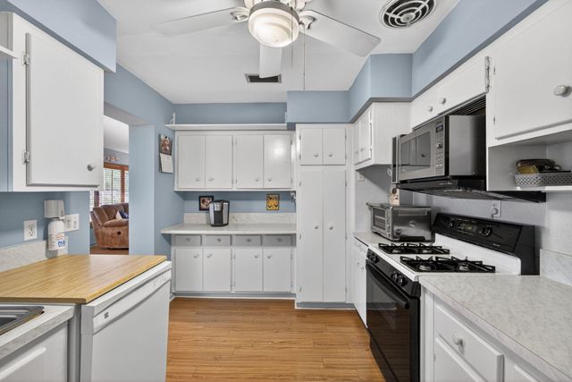 1610 Crest Drive, Lake Worth, FL 33461