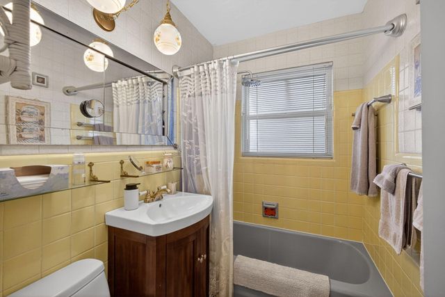 1610 Crest Drive, Lake Worth, FL 33461