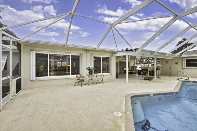 1610 Crest Drive, Lake Worth, FL 33461