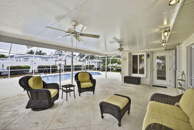 1610 Crest Drive, Lake Worth, FL 33461