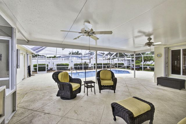 1610 Crest Drive, Lake Worth, FL 33461