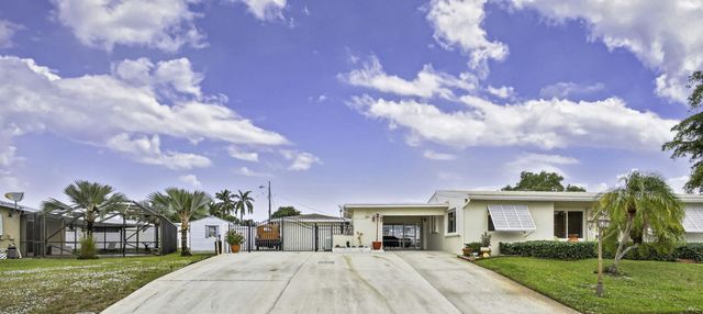 1610 Crest Drive, Lake Worth, FL 33461