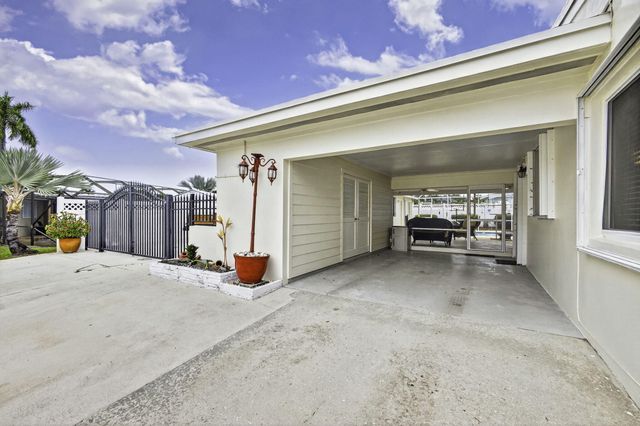 1610 Crest Drive, Lake Worth, FL 33461