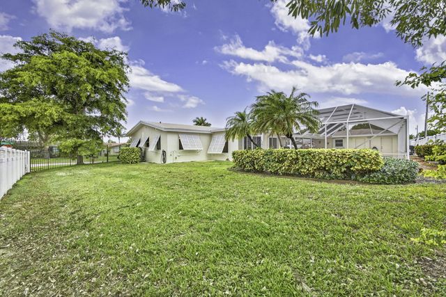 1610 Crest Drive, Lake Worth, FL 33461