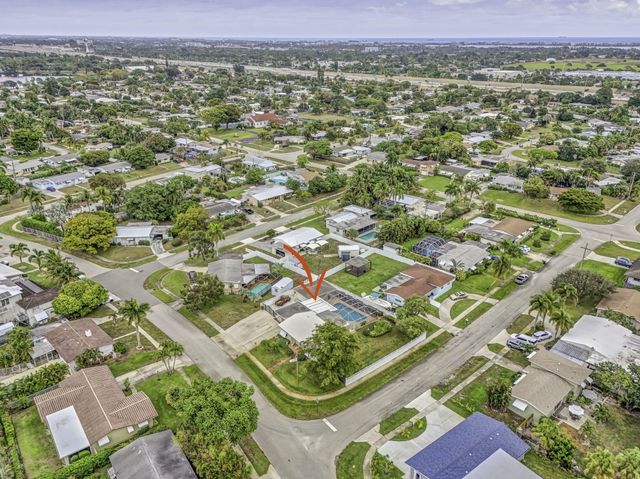 1610 Crest Drive, Lake Worth, FL 33461