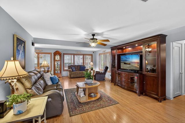 1610 Crest Drive, Lake Worth, FL 33461