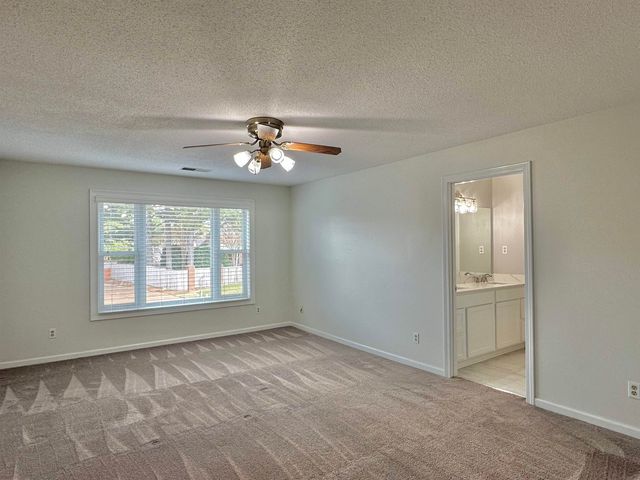 2247 OTTERBURN LN, Germantown, TN 38139