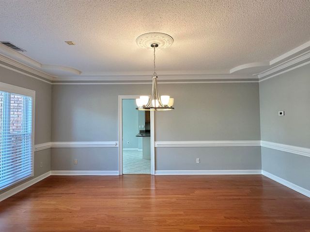 2247 OTTERBURN LN, Germantown, TN 38139