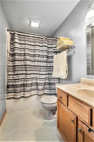 6355 Meadowridge, Portage, IN 46368