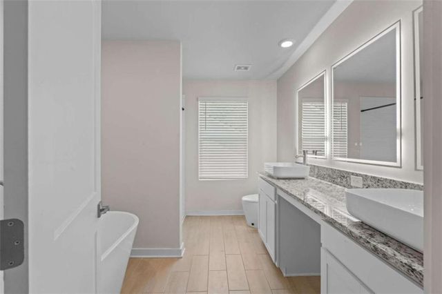 336 Wandering Brook Drive, Mcdonough, GA 30253