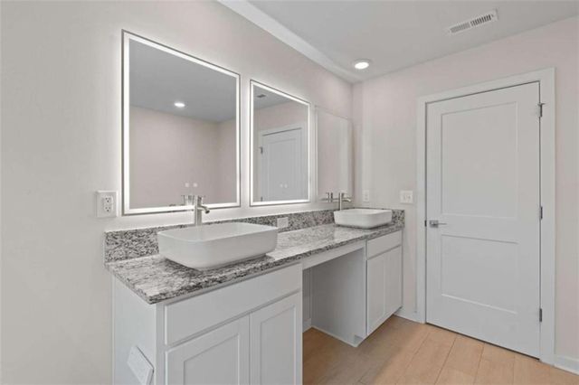 336 Wandering Brook Drive, Mcdonough, GA 30253