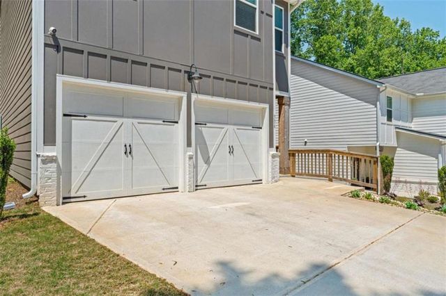 336 Wandering Brook Drive, Mcdonough, GA 30253