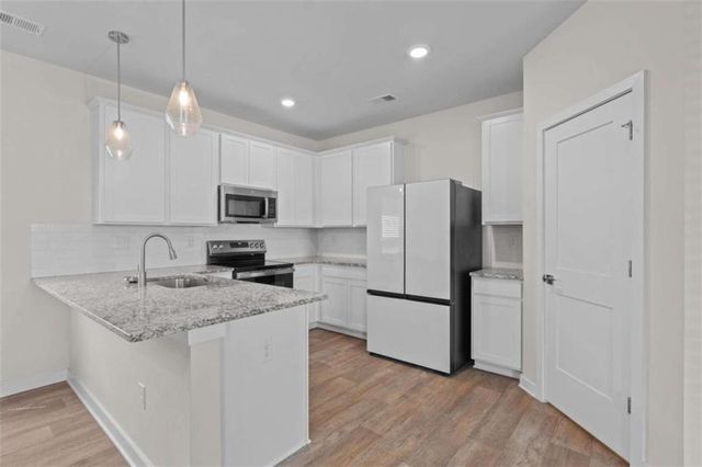 336 Wandering Brook Drive, Mcdonough, GA 30253
