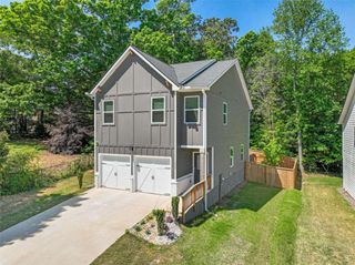 336 Wandering Brook Drive, Mcdonough, GA 30253