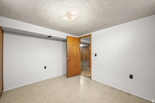 1199 N 450 W, Sunset, UT 84015