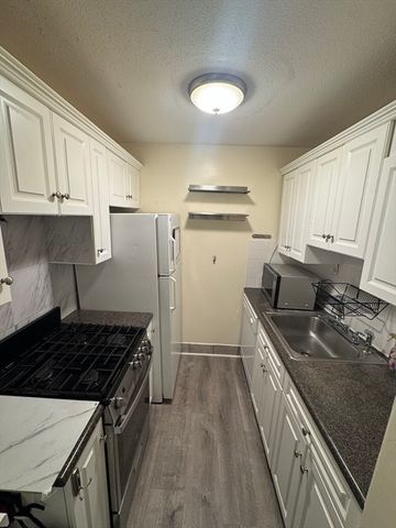 144 Kenrick Street 32, Boston, MA 02135