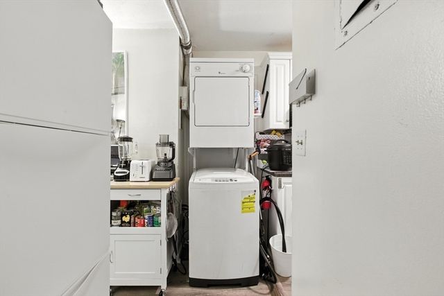 144 Kenrick Street 32, Boston, MA 02135