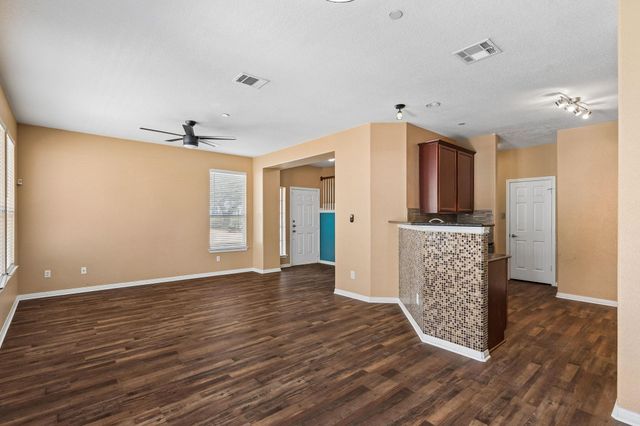 700 Mandarin Flyway WAY 1604, Cedar Park, TX 78613