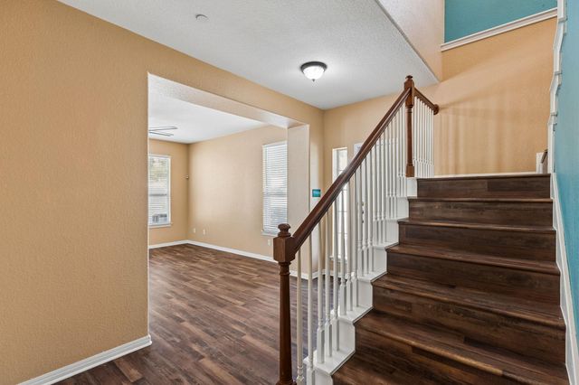 700 Mandarin Flyway WAY 1604, Cedar Park, TX 78613