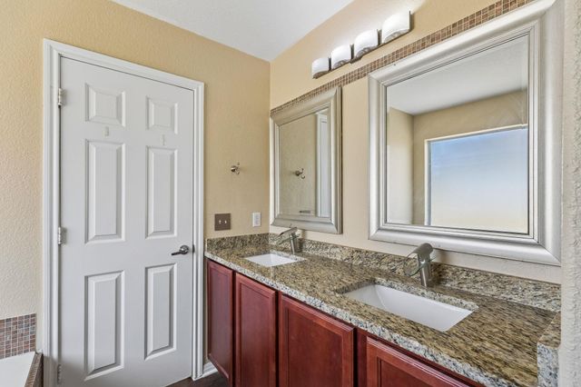 700 Mandarin Flyway WAY 1604, Cedar Park, TX 78613