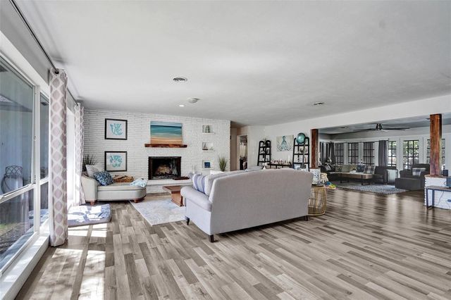 1325 MIDDLE RIVER Drive, Fort Lauderdale, FL 33304