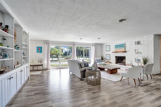 1325 MIDDLE RIVER Drive, Fort Lauderdale, FL 33304