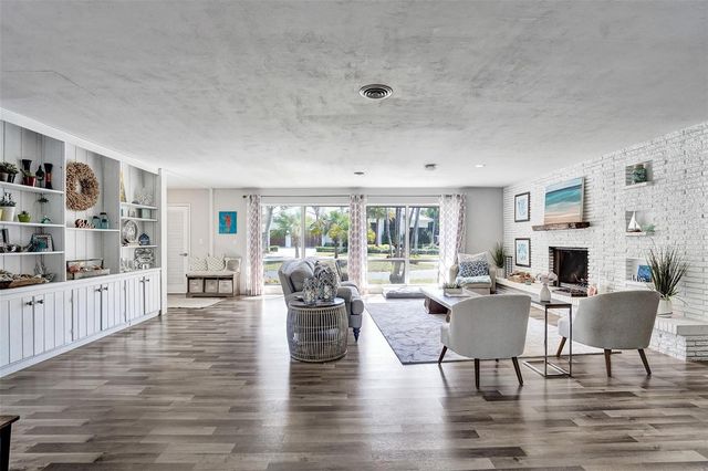 1325 MIDDLE RIVER Drive, Fort Lauderdale, FL 33304