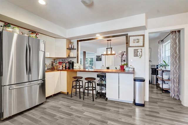 1325 MIDDLE RIVER Drive, Fort Lauderdale, FL 33304