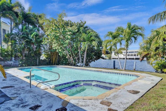 1325 MIDDLE RIVER Drive, Fort Lauderdale, FL 33304