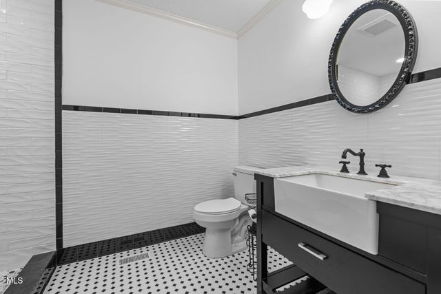 202 W Main Street, Sanford, NC 27332