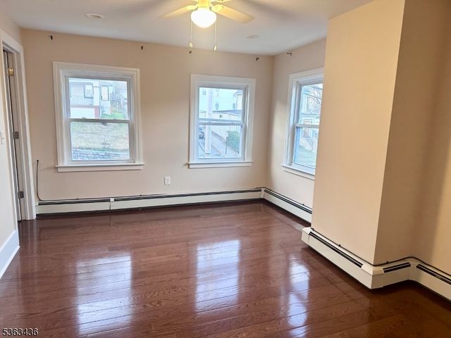 58 Prospect St, Dover Town, NJ 07801