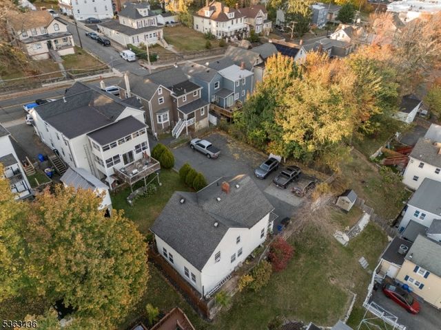 58 Prospect St, Dover Town, NJ 07801