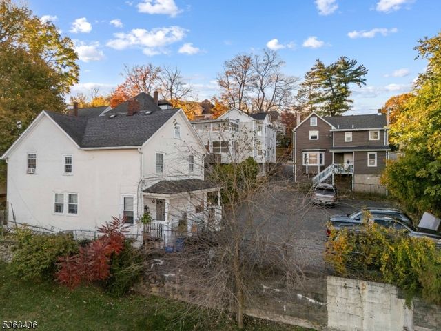 58 Prospect St, Dover Town, NJ 07801