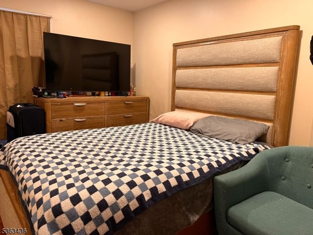 58 Prospect St, Dover Town, NJ 07801