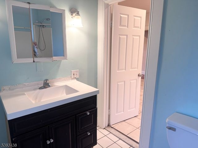 58 Prospect St, Dover Town, NJ 07801