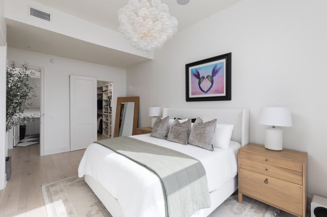 1212 Demonbreun St Apt 2802, Nashville, TN 37203
