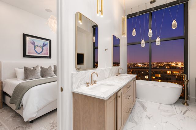 1212 Demonbreun St Apt 2802, Nashville, TN 37203