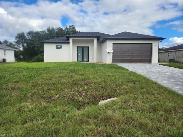 6036 Latimer AVE, Fort Myers, FL 33905