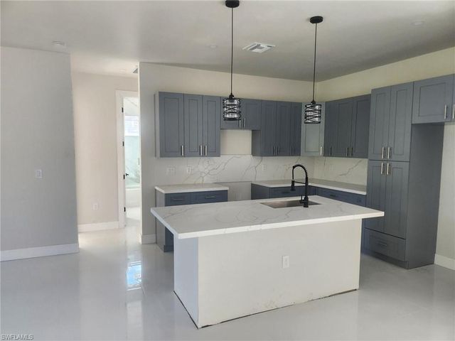 6036 Latimer AVE, Fort Myers, FL 33905